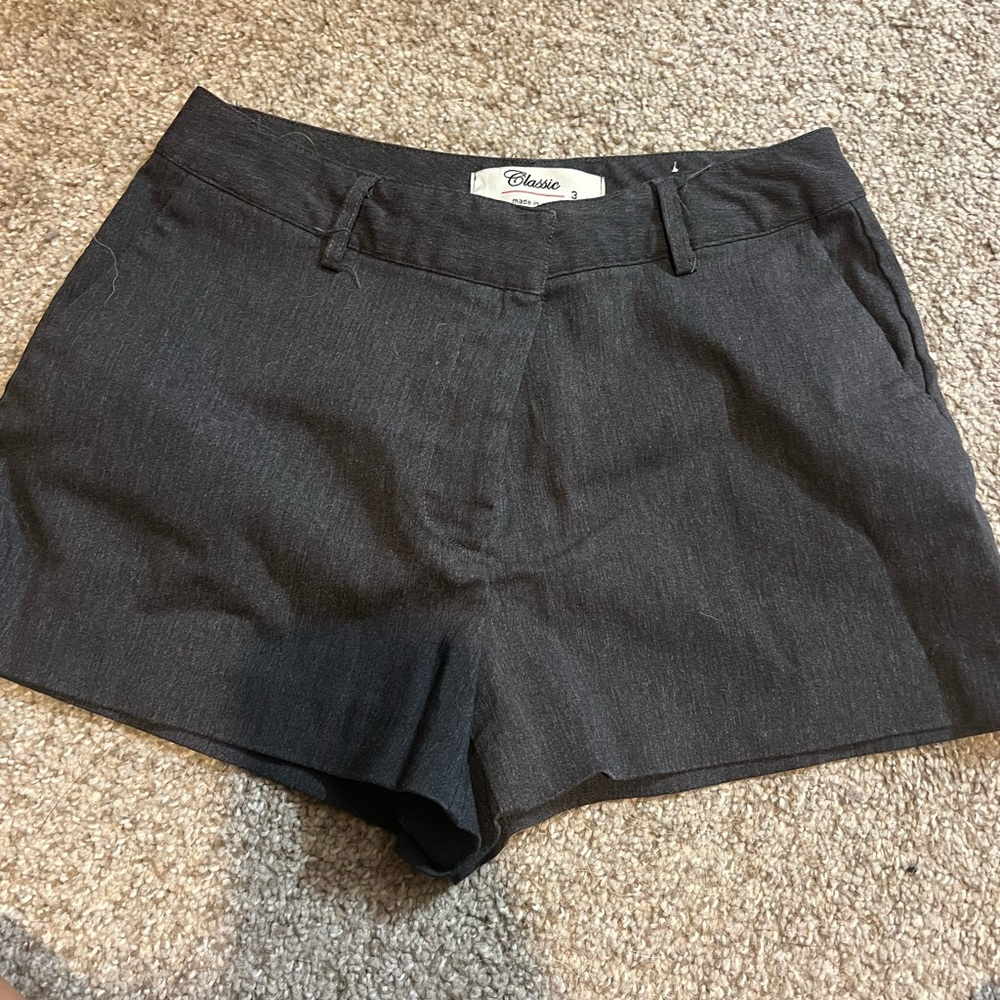 Grey shorts